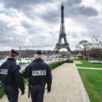 Franța intensifică măsurile de securitate în noaptea de Revelion, din cauza amenințărilor teroriste