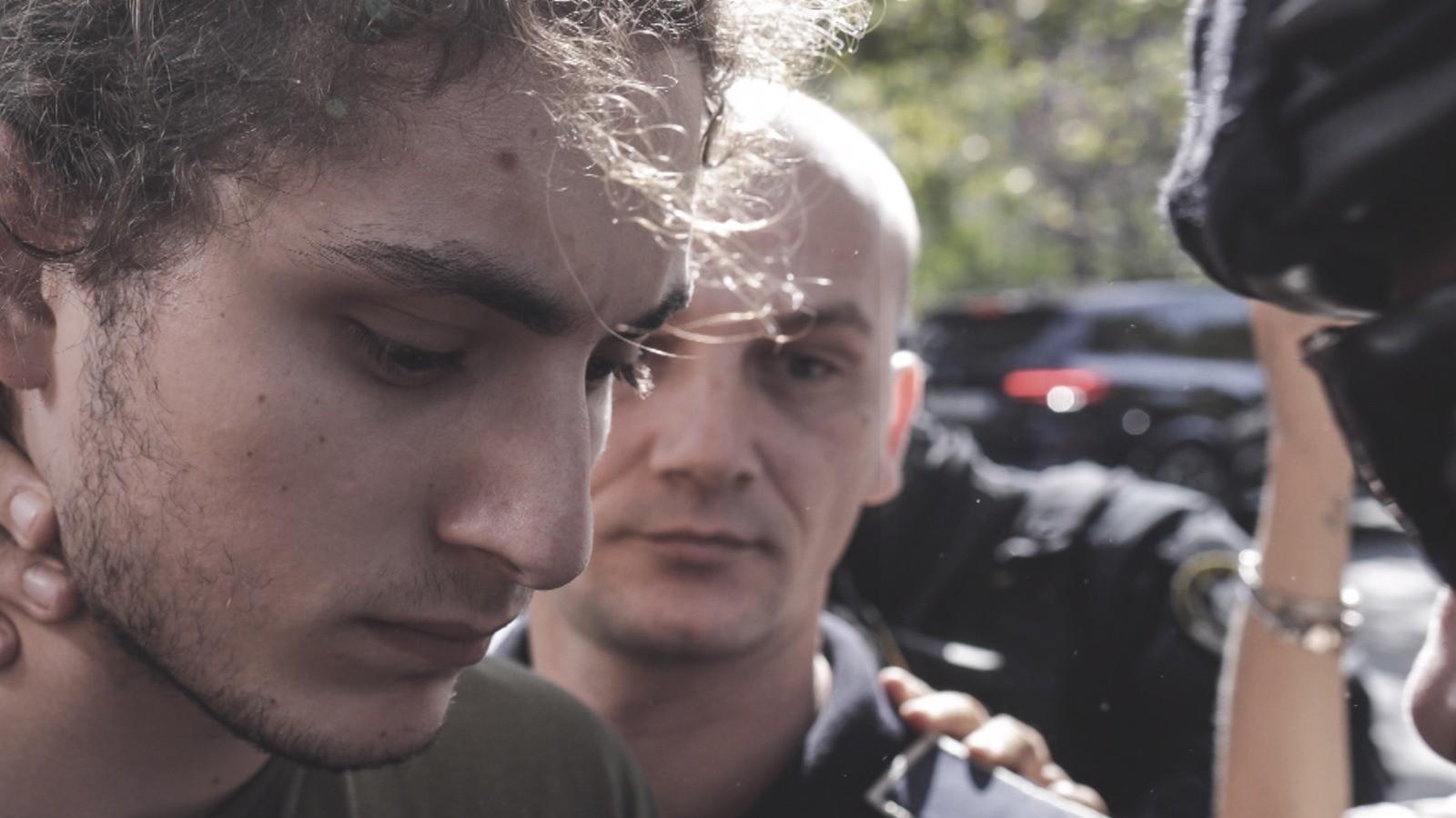Vlad Pascu şi-a recunoscut toate faptele, va fi judecat cu limitele de pedeapsă reduse cu o treime. Cererea de recuzare a judecătoarei, respinsă
