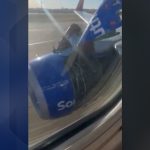 Carcasa motorului unui avion Boeing 737 s-a desprins la scurt timp după decolare, în Statele Unite