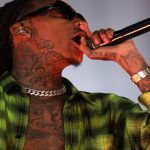 Wiz Khalifa, săltat de poliţie la festivalul Beach, Please!, după ce a fumat marijuana pe scenă