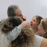 „Tata! Tata! Tată, eşti aici!” Momentul în care unul dintre ostaticii israelieni eliberaţi își reîntâlnește familia, după 491 de zile de captivitate