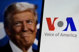 Sfârșitul unei ere: Trump a închis Vocea Americii. Radioul care a luptat împotriva comunismului și dictaturii transmite acum muzică