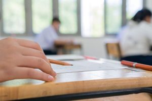 Subiecte la matematică, simulare Evaluare Națională 2025. Cum vor fi corectate lucrările elevilor de clasa a 8-a
