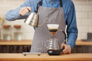 (P) French Press sau AeroPress? Ce metodă pune mai bine în valoare cafeaua de specialitate?