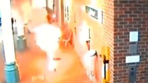 Panică într-o stație de metrou din Londra, după ce o bicicletă electrică a explodat pe peron. Călătorii s-au pus la adăpost în ultima clipă