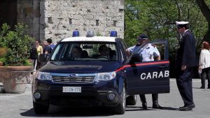 Două românce, doctorițe false în Italia. Făceau injecţii cu botox şi alte proceduri estetice, fără calificare sau vreo autorizație de a profesa
