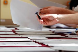 Alegeri prezidenţiale 2025 LIVE TEXT. S-au deschis urnele în Noua Zeelandă. Prezenţa la vot în timp real