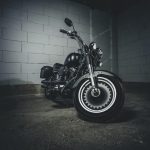 (P) Harley-Davidson vs motocicletele BMW: două stiluri, o singură alegere