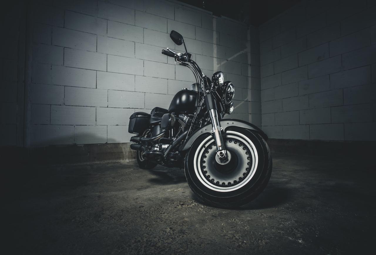 (P) Harley-Davidson vs motocicletele BMW: două stiluri, o singură alegere