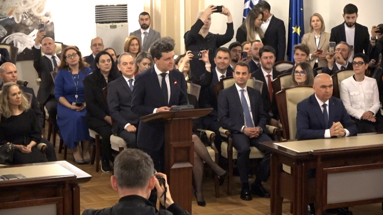 Nicuşor Dan depune, luni, jurământul în faţa Parlamentului, apoi urmează ceremonia de la Cotroceni