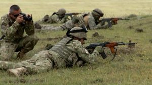 Planul Armatei pentru recrutare: voluntari atraşi cu 27.000 de lei brut