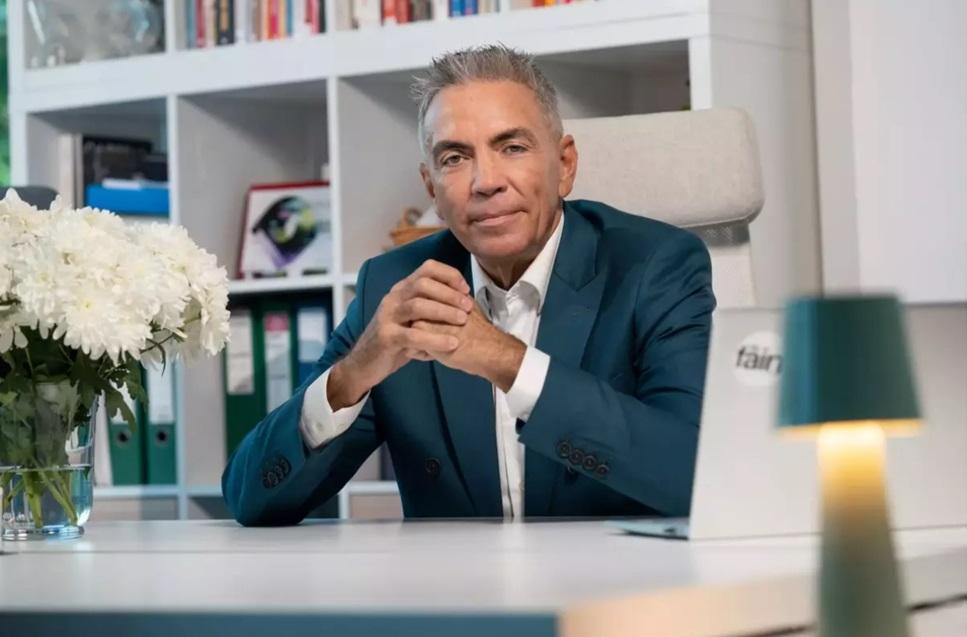 Guvernul pregăteşte o nouă ordonanţă Trenuleţ. Vicepremierul Anastasiu: „Suntem cu spatele la zid”