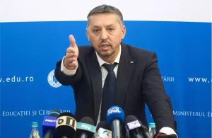 Daniel David: „Educaţia are o contribuţie mare la deficitul pe care îl avem”