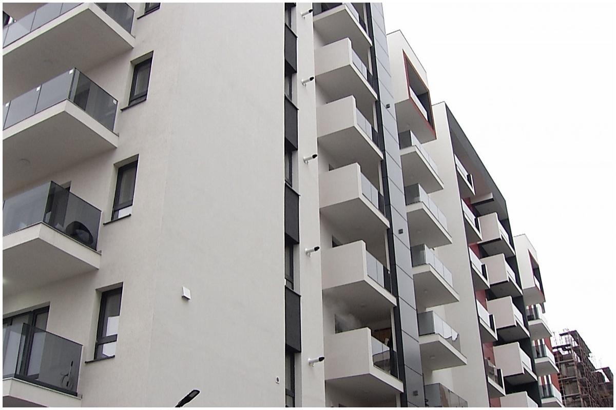 Cum a dat un bărbat în chirie apartamentele unor străini, în Sibiu. Schema prin care a păcălit pe toată lumea