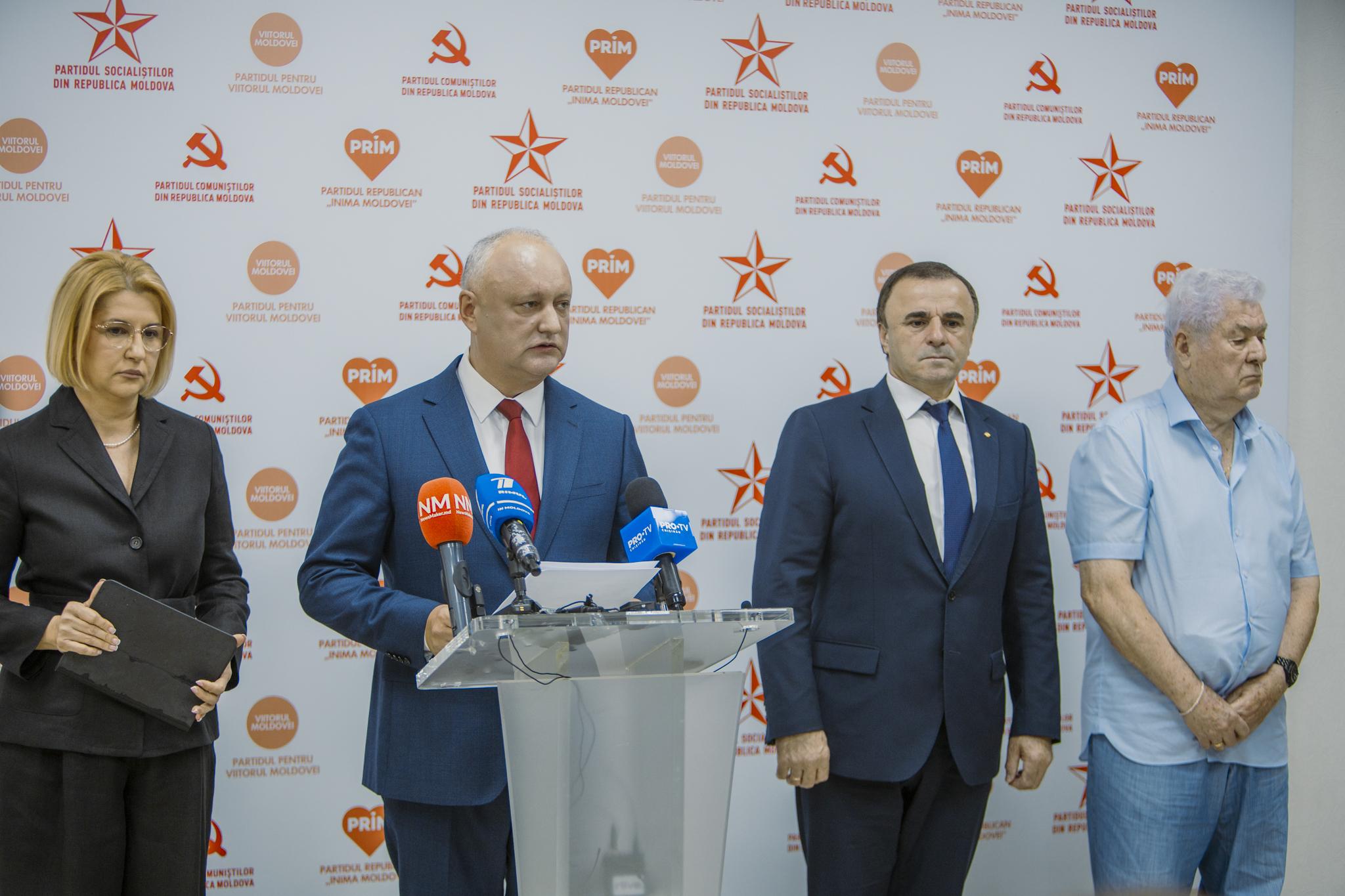 Partidele pro-ruse de la Chişinău s-au unit pentru a câștiga alegerile din toamnă, după ce au fost la Moscova