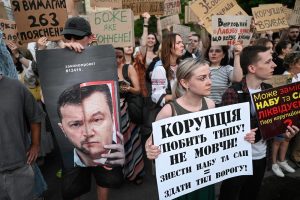 A doua zi de proteste în Ucraina. Criticat de Occident, Zelenski promite o nouă lege anticorupție