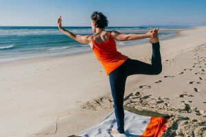 (P) Ce tricouri alegi pentru activitățile sportive: sală, alergare sau pilates?