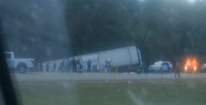 Cinci morți și zeci de răniți după ce un autocar plin cu turiști s-a răsturnat, în New York