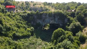 Staţiunea din România care atrăgea regi din întrega lume, devenită o ruină: S-au vândut fără să se investească