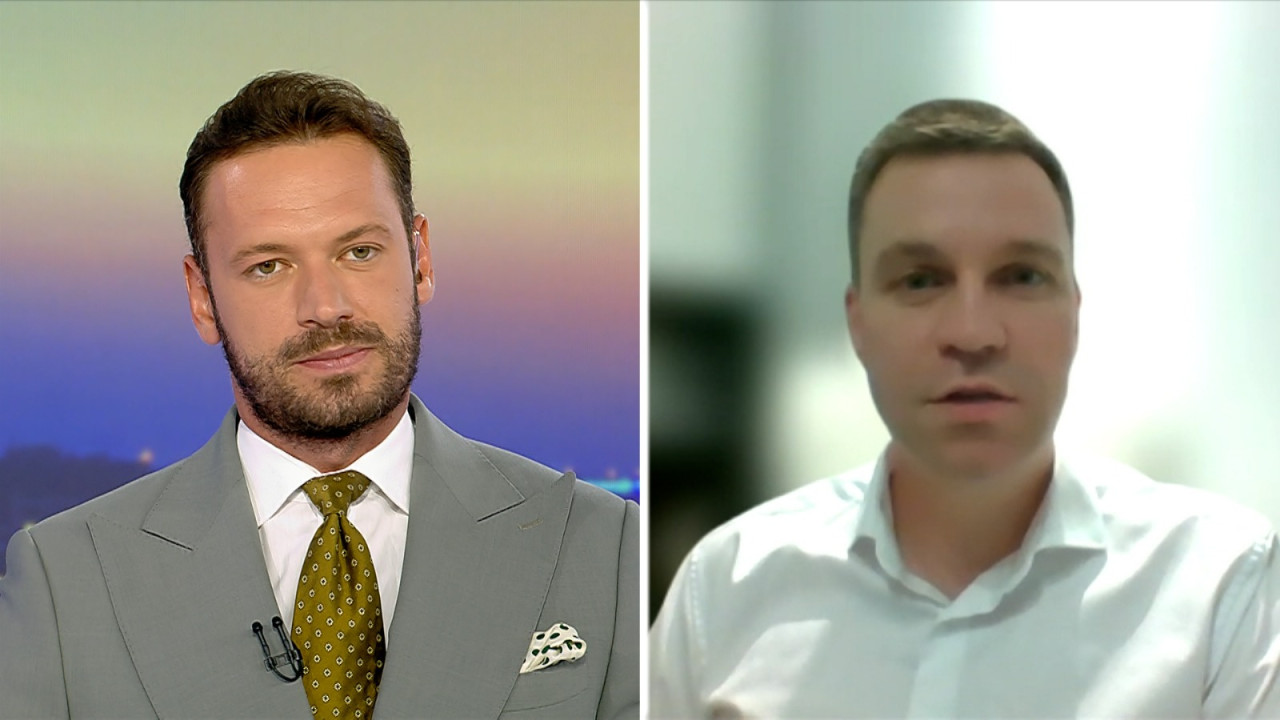 Analist, despre războiul pe pensiile speciale: „Nu mai este despre pensii, despre salarii”