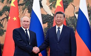 Prietenii „dragi” Putin şi Xi, la plimbare şi la ceai. Acordul major semnat de Rusia şi China la Beijing