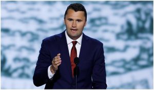 Cine a fost Charlie Kirk, activistul MAGA împușcat mortal în Utah. Era critic la adresa Ucrainei şi NATO