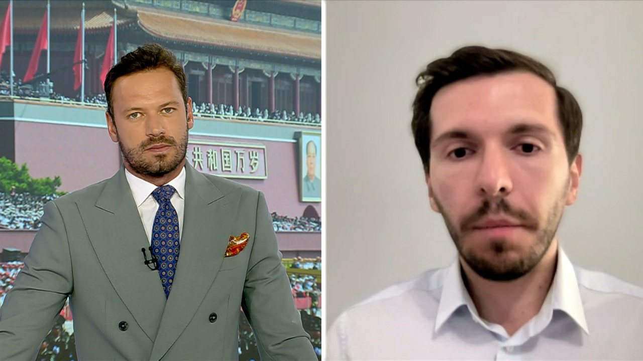 Analist, despre vizita lui Adrian Năstase și Viorica Dăncilă la Beijing: Chinezii se mulțumesc și cu rebuturi