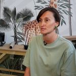 Alina şi-a pornit afacerea după ce a reparat jucăria copiilor. Acum, produsele sale merg la export