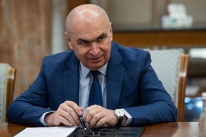Pachetul 3 de austeritate. Ce concedieri şi tăieri se fac în primării şi administraţia centrală