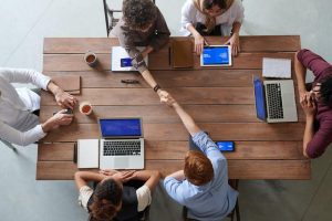 (P) Tendințe în motivarea angajaților: de la beneficii extrasalariale la recunoașterea valorilor personale