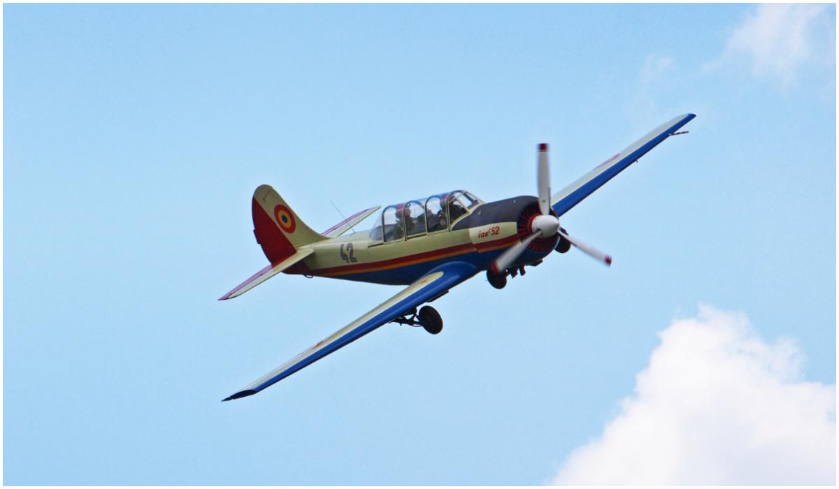 Un avion militar de antrenament, la un pas de prăbușire la Baza Aeriană Boboc. Doi militari, la spital