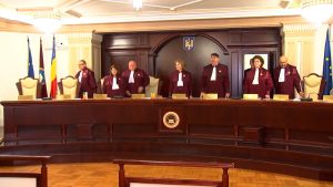 Magistraţii ies la atac pe tema retragerii la 48 de ani cu 5.000 de euro pensie medie. „Climat de ostilitate”