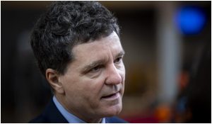 Nicuşor Dan, la lansarea candidatului USR: Bucureștiul are nevoie de infrastructură, nu de panseluțe