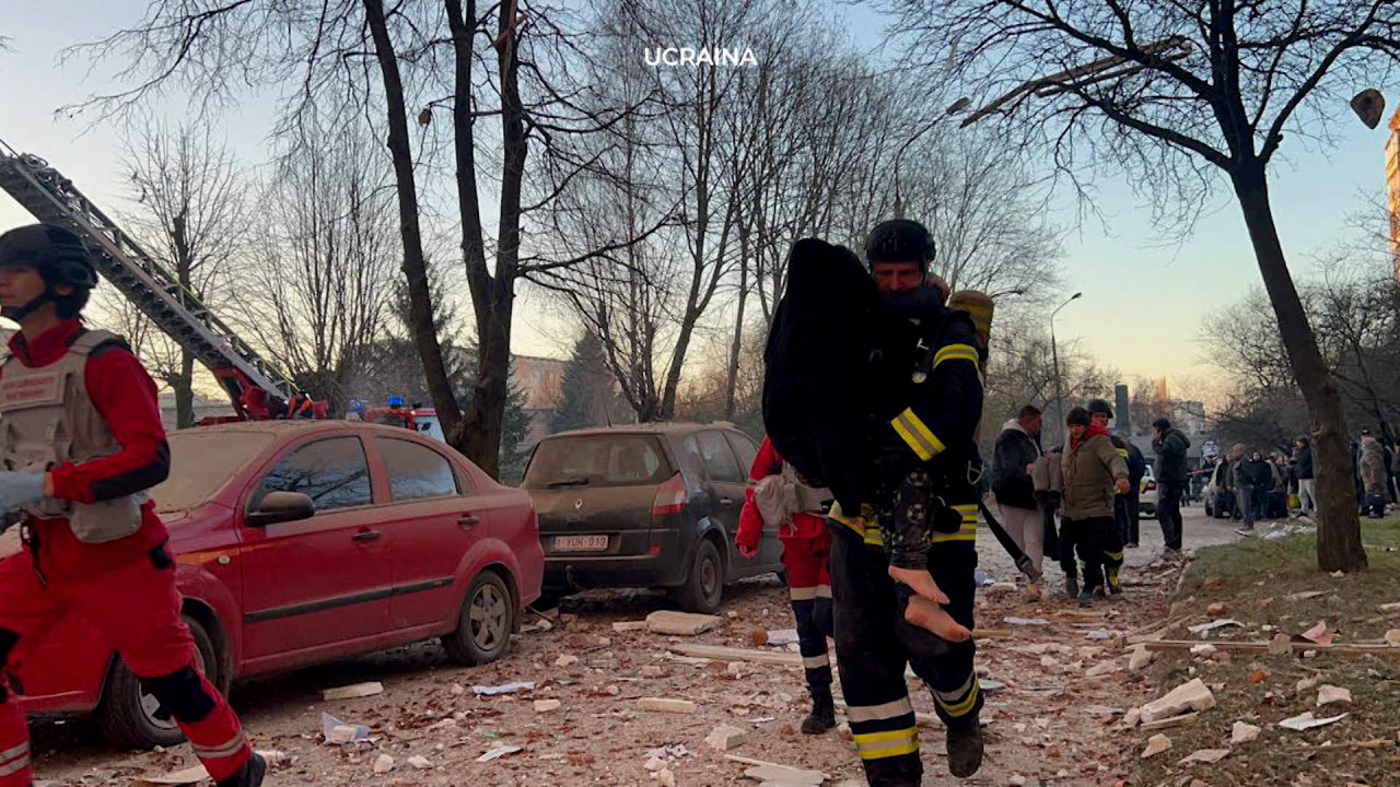 25 de morţi după un atac teribil al ruşilor Ternopil. SUA şi Rusia discută un plan secret de pace