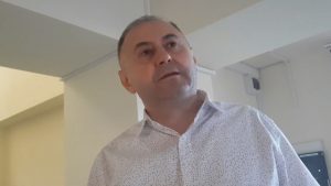 Afaceristul Fănel Bogos a mers până la Bolojan pentru a scăpa de DSV. „Prea multe bube în cap, nu mă bag”