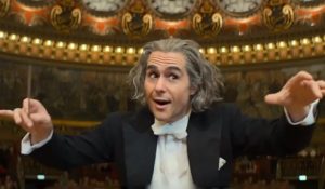„Cravata Galbenă” ajunge vineri în cinematografele din țară. Merită sau nu să vedem filmul