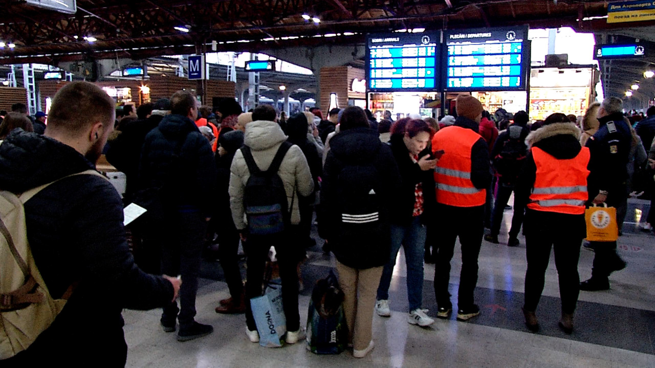 Se scumpesc din nou biletele de tren. E a treia majorare din acest an