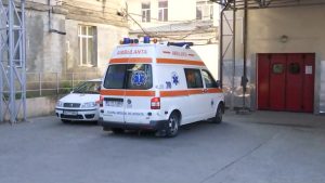 Anchetă la 2 hoteluri din Băile Felix, după ce mai mulţi copii au acuzat stări de rău după masă