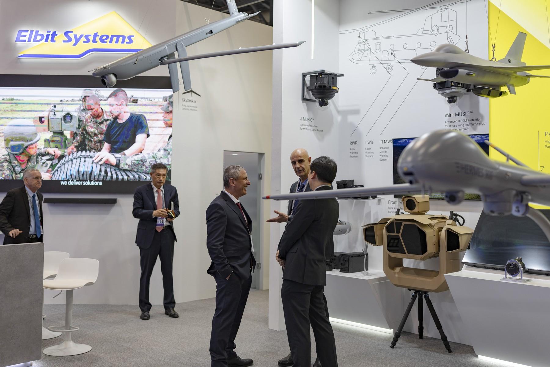 Acuzaţii de corupţie la NATO: Contracte „trucate” obţinute de israelienii de la Elbit. Cum e implicată România
