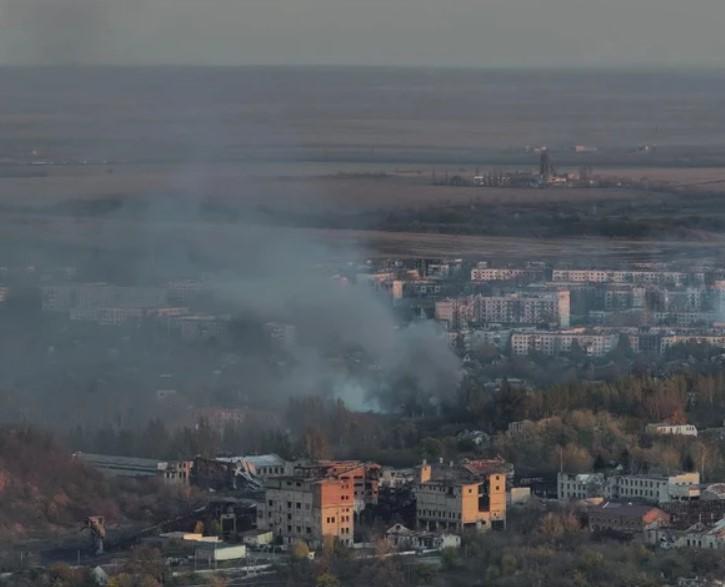 Rușii aproape au cucerit orașul Siversk și au încercuit Mîrnograd. Șefii armatei ucrainene neagă