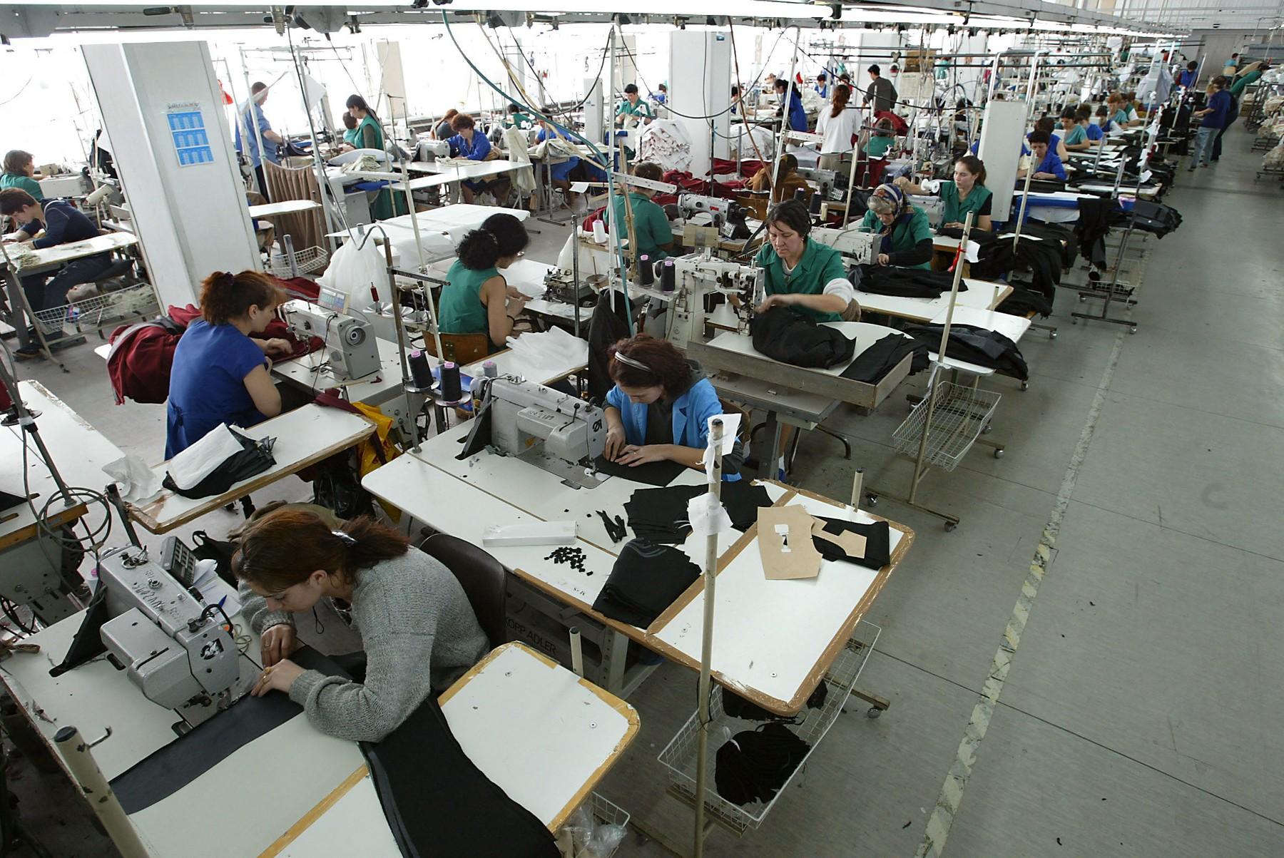 Guvernul achită o datorie istorică de 6,8 milioane de $ către SUA, după un împrumut din 1992 pentru bumbac