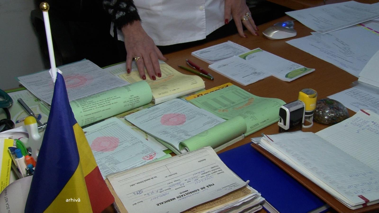 Medicii care dau concedii medicale nejustificate, „vânați” de CNAS. Ce sancțiuni au în vedere specialiștii