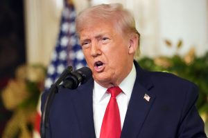 Trump, negocieri încheiate cu giganții pharma. Ce efect vor avea discuțiile asupra prețurilor medicamentelor