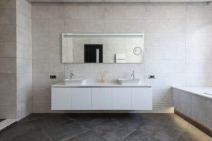 Cum să alegi obiectele potrivite pentru o baie modernă?