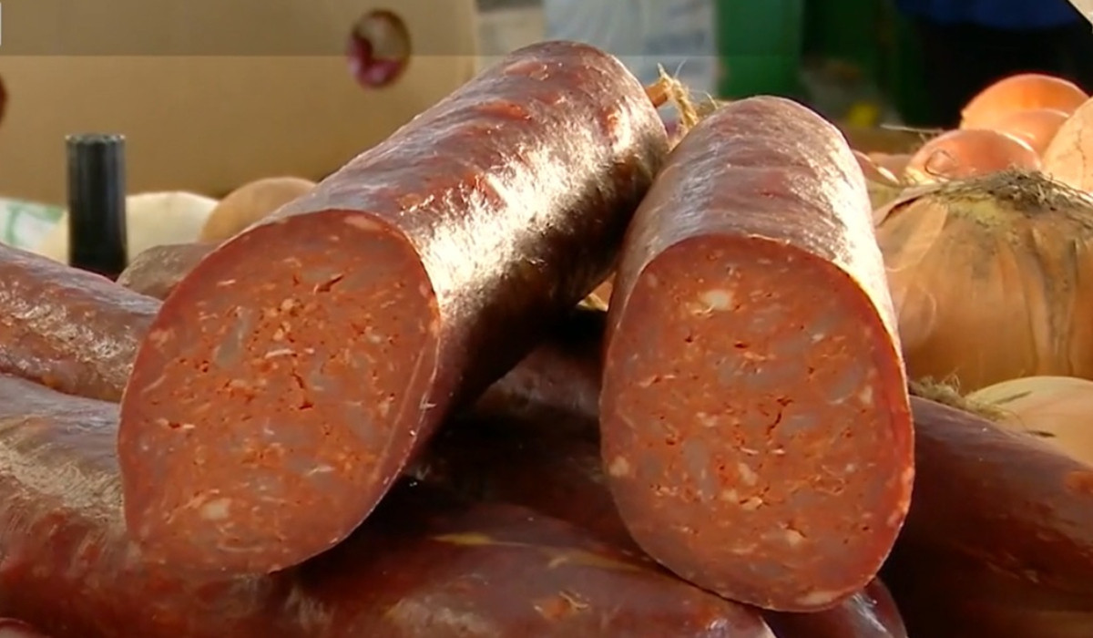 Cel mai bun produs de carne din România: „Ca să fie tradițional, trebuie să creștem porcii în curtea noastră”