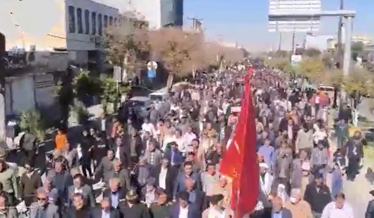 Marşuri pro-regim în Iran, pe fondul protestelor violente. Autorităţile susţin că situaţia este „sub control”