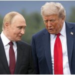 Analist: Trump i-a făcut lui Putin promisiuni pe care nu le poate îndeplini. Kievul forţat să accepte concesii
