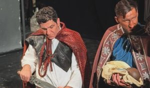 „Sultanului Veiozelor” era un actor apreciat în trupa închisorii. A jucat inclusiv pe scena Teatrului Nottara