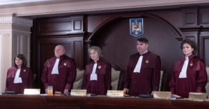 Judecătorii CCR se întrunesc miercuri pentru o nouă şedinţă pe tema pensiilor magistraţilor