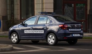 Şofer bulgar, dus cu autospeciala la ATM de un poliţist de frontieră. Agentul i-ar fi cerut mită ca să-l ierte